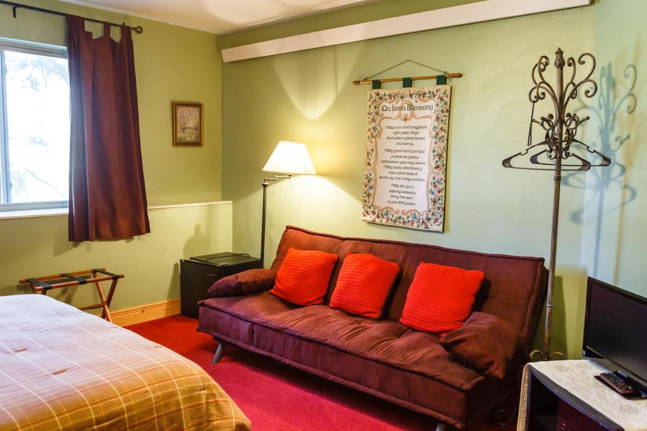 Coyote Blues Village Bed & Breakfast Silver City Екстериор снимка