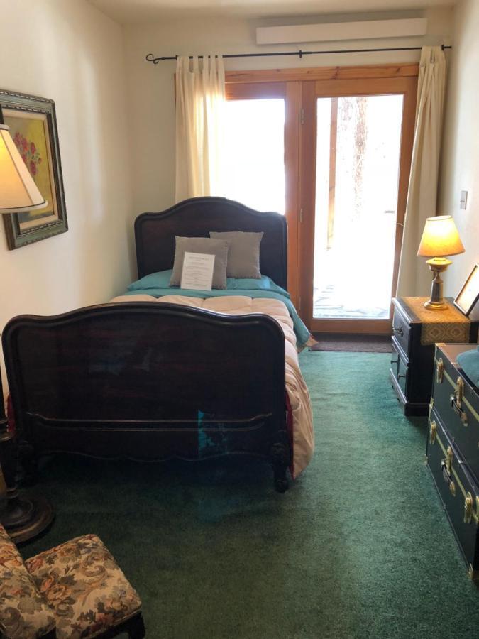 Coyote Blues Village Bed & Breakfast Silver City Екстериор снимка